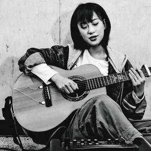 小县城脱身舞表演三
